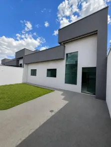 Casa com 3 Quartos à venda, 150m² no Goiânia 2, Goiânia