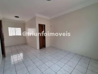 Sobrado com 3 Quartos à venda, 239m² no Lourival Parente, Teresina