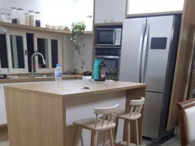 Sobrado com 4 Quartos à venda, 350m² no Jardim Alvorada, São José dos Campos