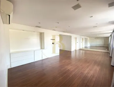 Apartamento com 2 Quartos à venda, 180m² no Cerqueira César, São Paulo
