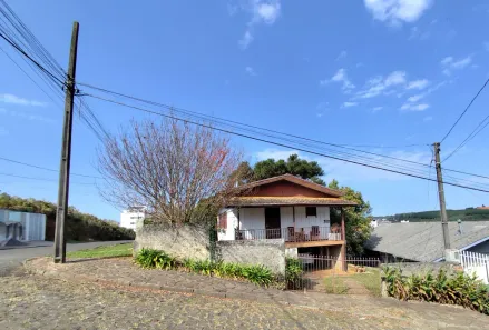 Casa com 2 Quartos à venda, 98m² no Municípios, Caçador