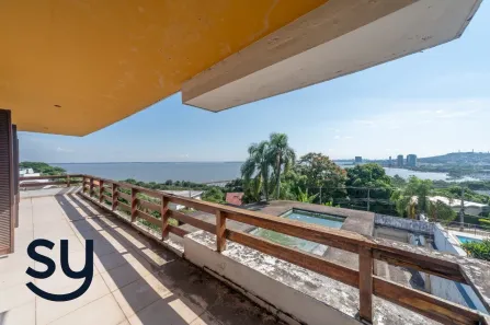 Casa com 6 Quartos para venda ou aluguel, 445m² no Vila Assunção, Porto Alegre