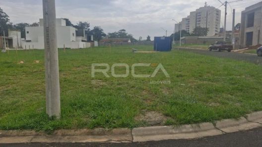 Lote/Terreno à venda, 130m² no Parque dos Timburis, São Carlos