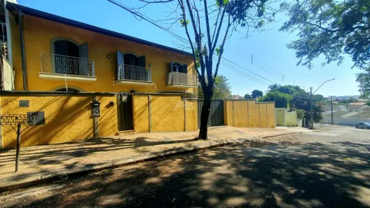 Sobrado com 4 Quartos à venda, 229m² no Vila Nogueira, Campinas