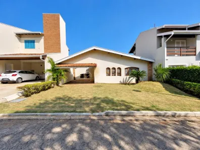 Casa de Condomínio com 3 Quartos para alugar, 200m² no Cidade Universitária, Campinas