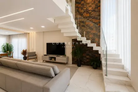 Casa com 4 Quartos à venda, 312m² no Xaxim, Curitiba