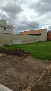 Lote/Terreno à venda, 300m² no Jardim Flamboyant, Botucatu