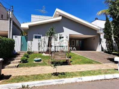 Casa de Condomínio com 3 Quartos à venda, 252m² no Loteamento Portal do Sol II, Goiânia
