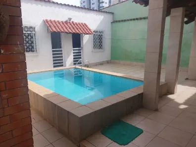 Casa com 3 Quartos à venda, 310m² no Taguatinga Norte, Brasília