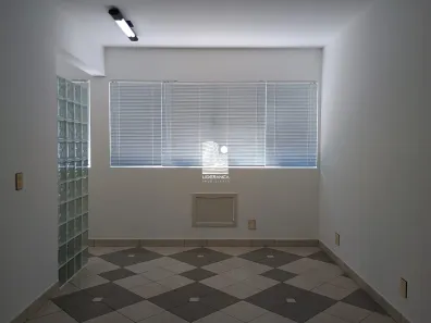 Sala Comercial à venda, 29m² no Trindade, Florianópolis