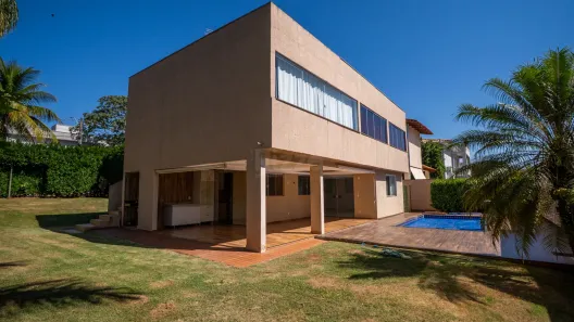 Casa de Condomínio com 4 Quartos à venda, 250m² no Loteamento Portal do Sol II, Goiânia