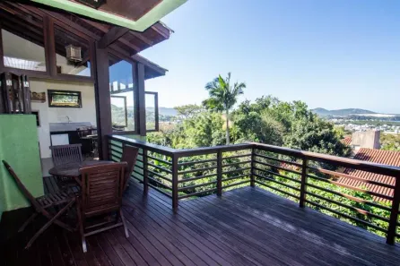 Casa com 3 Quartos à venda, 276m² no Lagoa da Conceição, Florianópolis