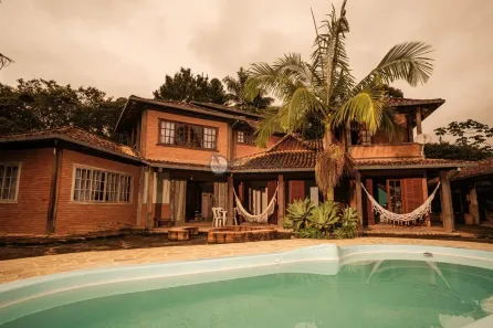 Casa de Condomínio com 4 Quartos para alugar, 347m² no Albuquerque, Teresópolis