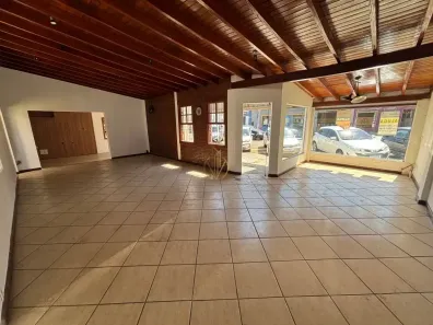 Sala Comercial com 4 Quartos para alugar, 289m² no Centro, Mogi Guaçu