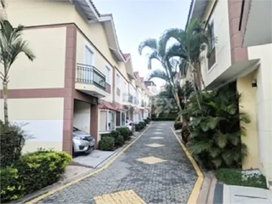 Casa de Condomínio com 3 Quartos à venda, 121m² no Vila Nivi, São Paulo