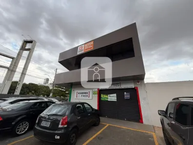 Ponto Comercial para alugar, 79m² no Jardim Karaíba, Uberlândia