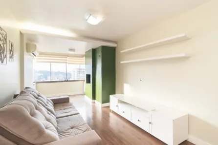 Apartamento com 2 Quartos para alugar, 76m² no Petrópolis, Porto Alegre
