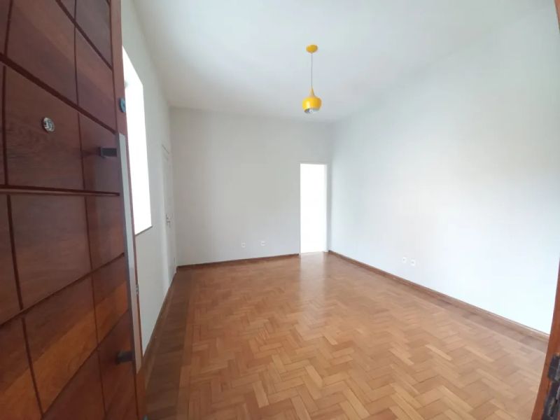 Apartamento com 3 quartos — Nova Suíssa, Belo Horizonte