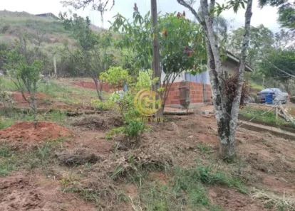 Fazenda/Sítio com 2 Quartos à venda, 754m² no Jardim Colônia, Jacareí