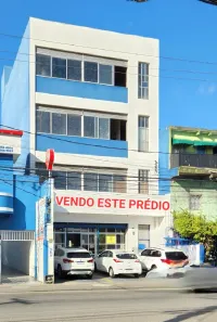 Prédio Comercial com 4 Quartos à venda, 736m² no Mares, Salvador