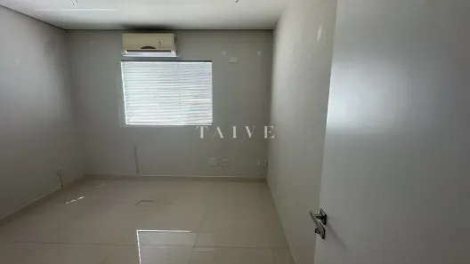 Sala Comercial para alugar, 11m² no Jardim Country Club, Londrina