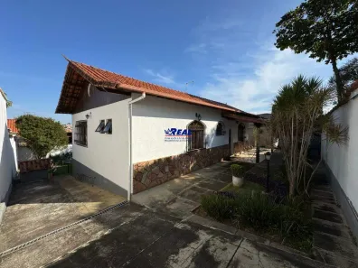 Casa com 3 Quartos à venda, 225m² no Cardoso (Barreiro), Belo Horizonte