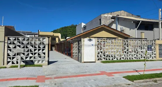 Casa de Condomínio com 2 Quartos à venda, 70m² no Centro, Guaratuba