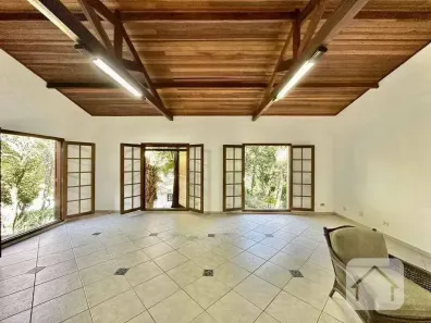 Sobrado com 3 Quartos para alugar, 342m² no Algarve, Cotia