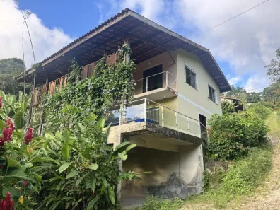 Casa com 4 Quartos à venda, 170m² no , Guaramiranga