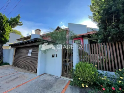Casa com 3 Quartos para alugar, 341m² no Centro, Toledo