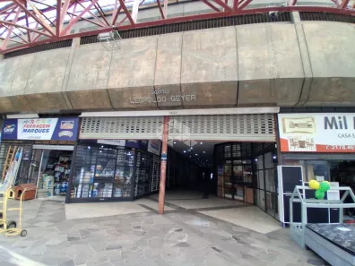 Sala Comercial à venda, 36m² no Navegantes, Porto Alegre