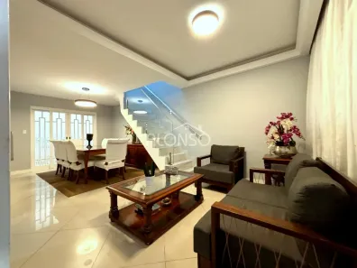 Sobrado com 3 Quartos à venda, 160m² no Jardim Ivana, São Paulo