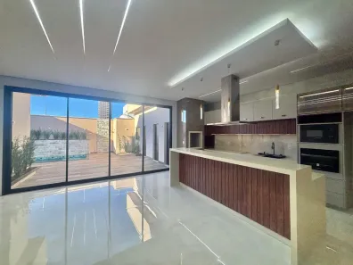 Casa com 3 Quartos à venda, 250m² no Residencial Interlagos, Rio Verde