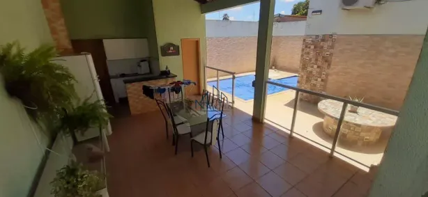 Casa com 3 Quartos à venda, 280m² no Setor Garavelo, Aparecida de Goiânia