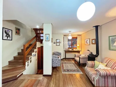 Casa de Condomínio com 3 Quartos à venda, 194m² no Vila Assunção, Porto Alegre