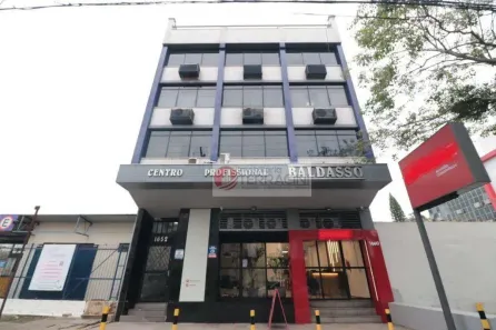 Sala Comercial para alugar, 30m² no Passo da Areia, Porto Alegre