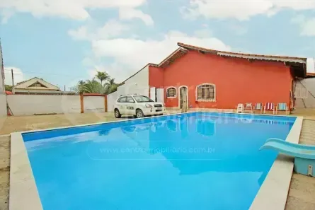 Casa com 3 Quartos à venda, 145m² no Jardim Star, Peruíbe