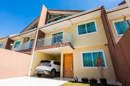 Sobrado com 3 Quartos à venda, 142m² no Ahú, Curitiba