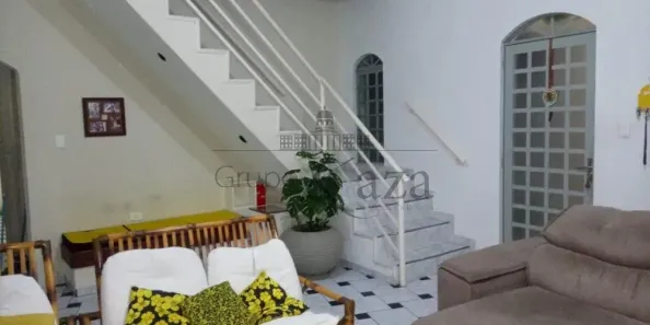Sobrado com 3 Quartos à venda, 136m² no Jardim Sul, São José dos Campos
