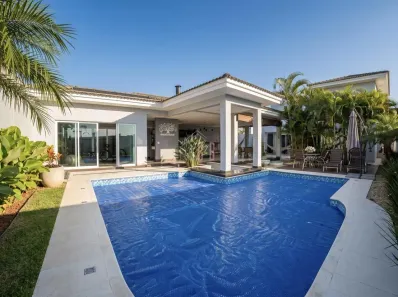Casa com 3 Quartos à venda, 358m² no Centro, Botucatu