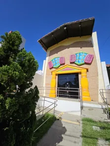 Imóvel Comercial com 4 Quartos à venda, 243m² no Alecrim, Natal