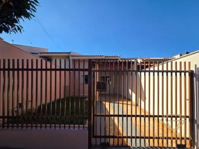 Casa com 2 Quartos para alugar, 70m² no Colúmbia, Londrina
