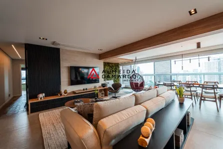 Apartamento com 3 Quartos à venda, 178m² no Jardim das Acácias, São Paulo