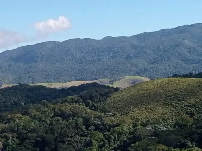 Fazenda/Sítio com 3 Quartos à venda, 12m² no Área Rural de São José dos Campos, São José dos Campos