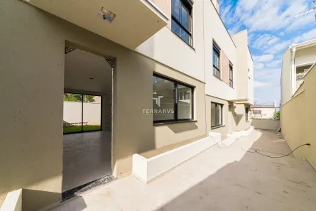 Sobrado com 3 Quartos à venda, 176m² no Guabirotuba, Curitiba
