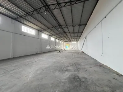 Galpão/Depósito/Armazém para alugar, 750m² no Distrito Industrial, Cachoeirinha