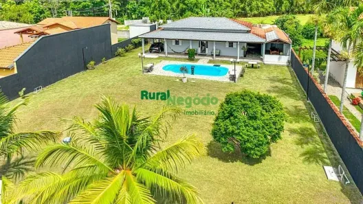 Fazenda/Sítio com 3 Quartos à venda, 1500m² no Bom Sucesso, Pindamonhangaba