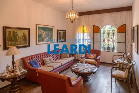 Casa com 3 Quartos à venda, 284m² no Sumaré, São Paulo