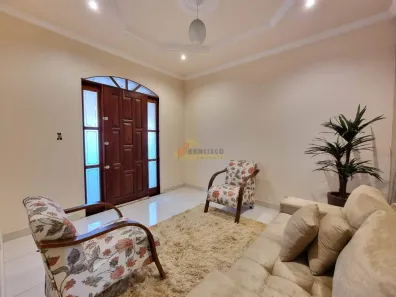 Casa com 3 Quartos à venda, 280m² no Nossa Senhora das Graças, Divinópolis