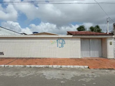Casa com 3 Quartos à venda, 225m² no Pitimbu, Natal